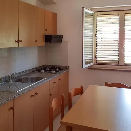 Apartman Cozy In With Swimming Pool